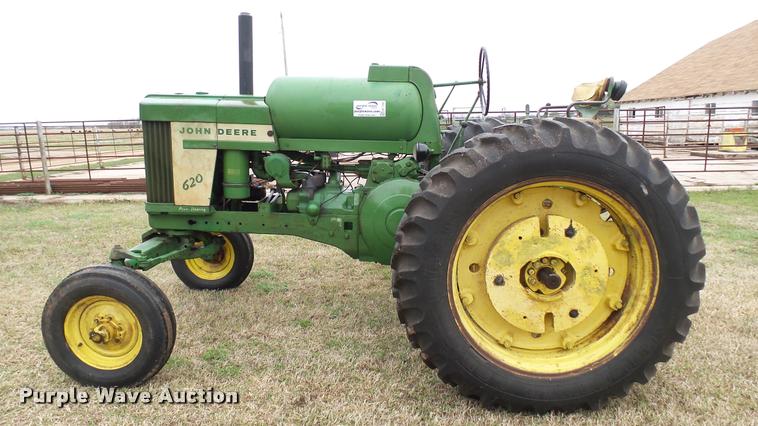 image for item DA7750 John Deere 620 tractor