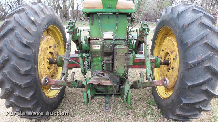 image for item DA7750 John Deere 620 tractor