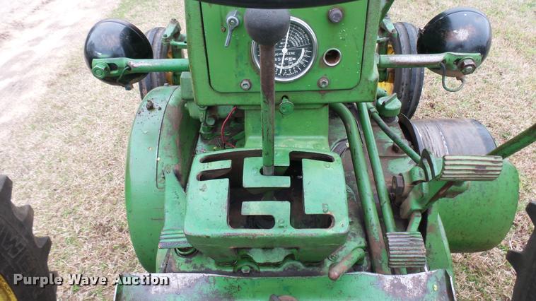 image for item DA7750 John Deere 620 tractor
