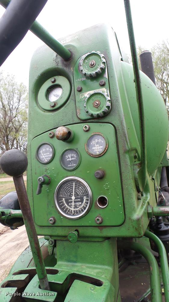 image for item DA7750 John Deere 620 tractor