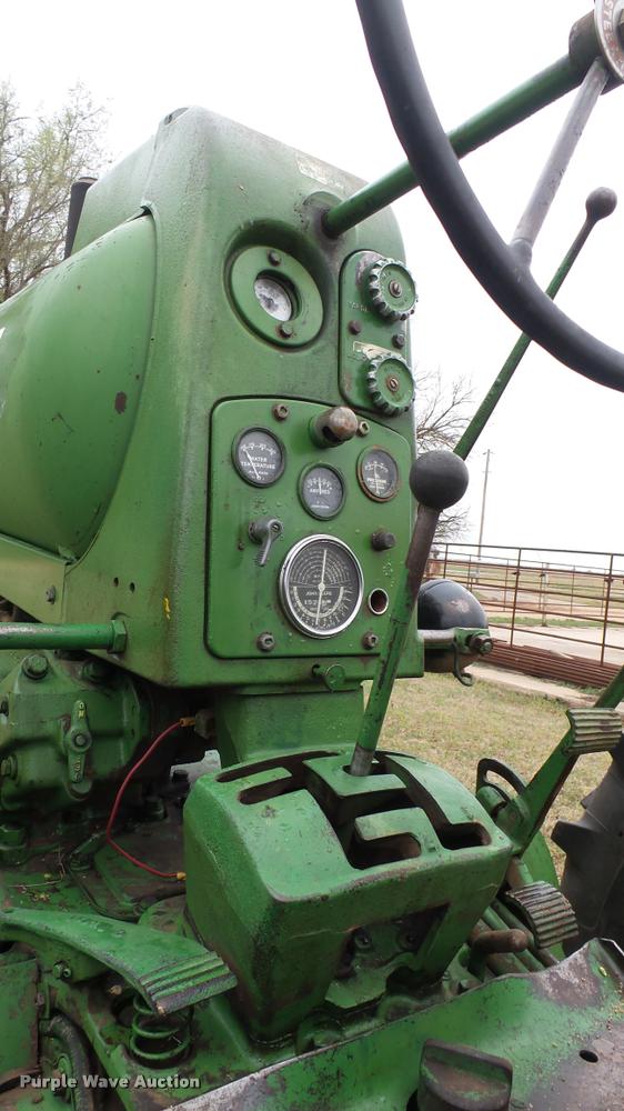 image for item DA7750 John Deere 620 tractor