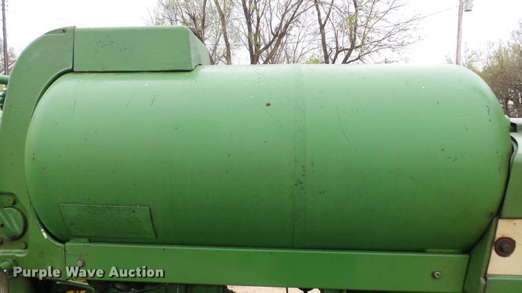 image for item DA7750 John Deere 620 tractor