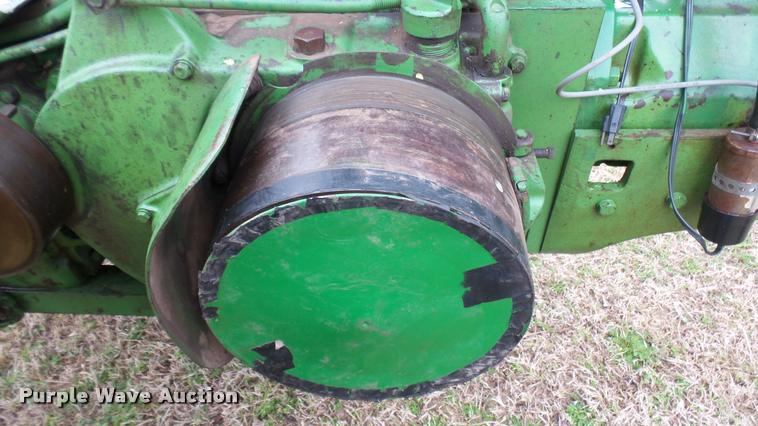 image for item DA7750 John Deere 620 tractor