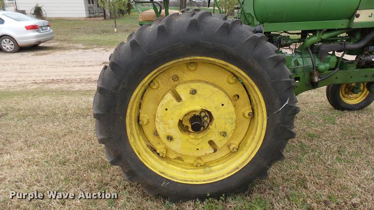 image for item DA7750 John Deere 620 tractor