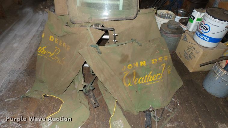 image for item DA7750 John Deere 620 tractor