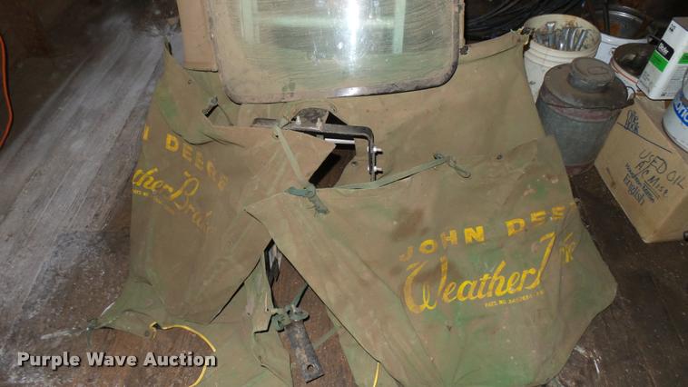 image for item DA7750 John Deere 620 tractor