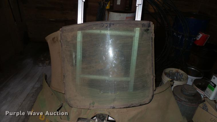 image for item DA7750 John Deere 620 tractor