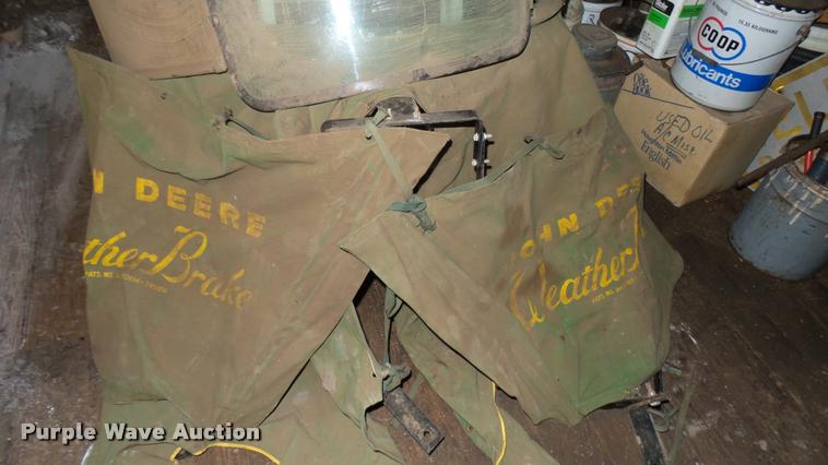 image for item DA7750 John Deere 620 tractor