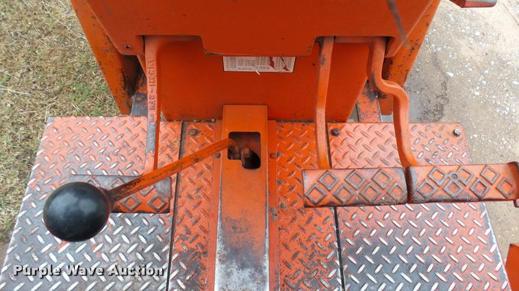 image for item DA7752 Allis Chalmers One-Ninety XT tractor