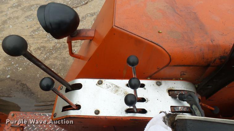 image for item DA7752 Allis Chalmers One-Ninety XT tractor