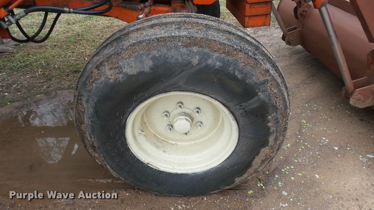 image for item DA7752 Allis Chalmers One-Ninety XT tractor