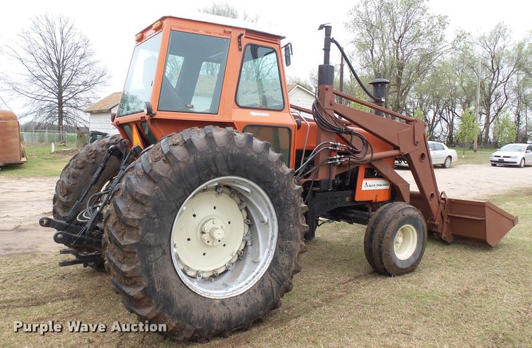 image for item DA7753 1979 Allis Chalmers 7045 tractor