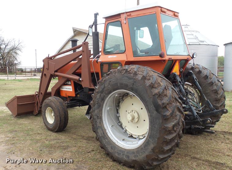 image for item DA7753 1979 Allis Chalmers 7045 tractor