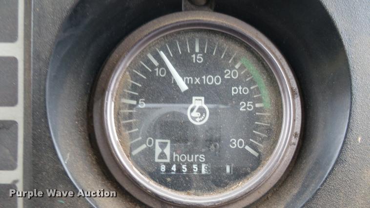 image for item DA7753 1979 Allis Chalmers 7045 tractor