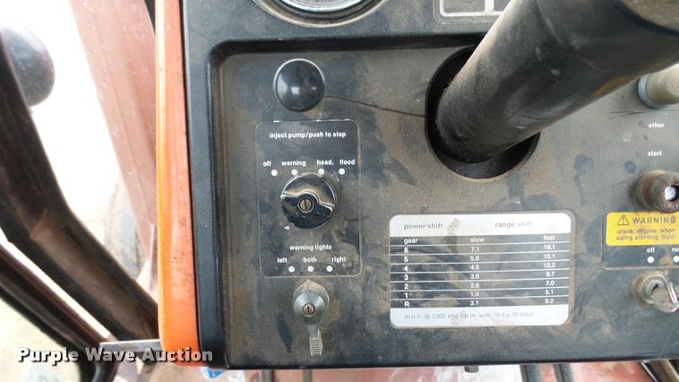 image for item DA7753 1979 Allis Chalmers 7045 tractor