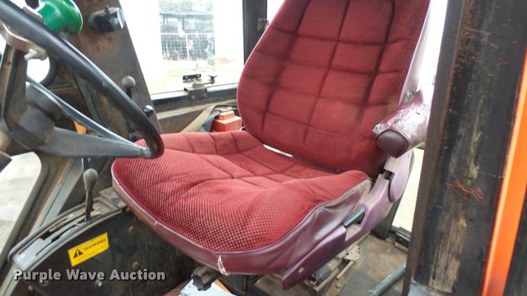 image for item DA7753 1979 Allis Chalmers 7045 tractor