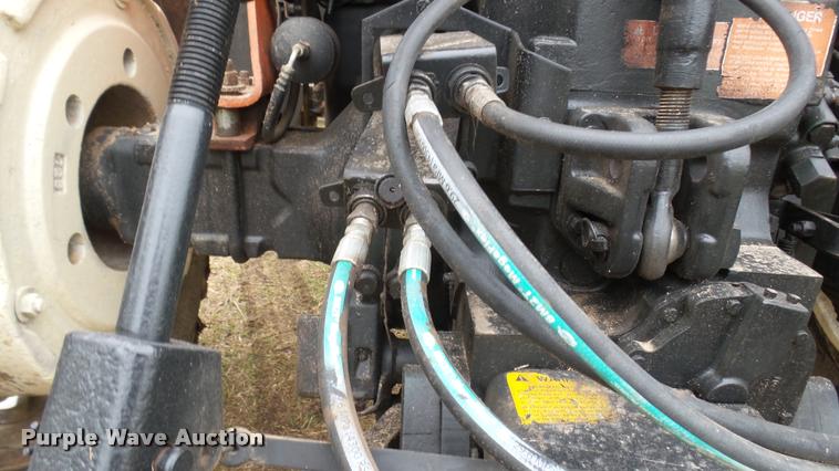 image for item DA7753 1979 Allis Chalmers 7045 tractor