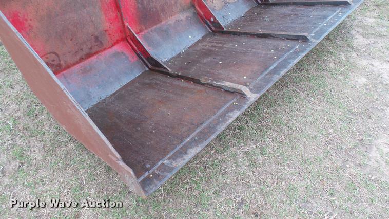 image for item DA7753 1979 Allis Chalmers 7045 tractor