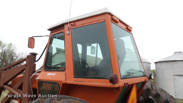 image for item DA7753 1979 Allis Chalmers 7045 tractor