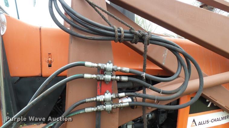 image for item DA7753 1979 Allis Chalmers 7045 tractor