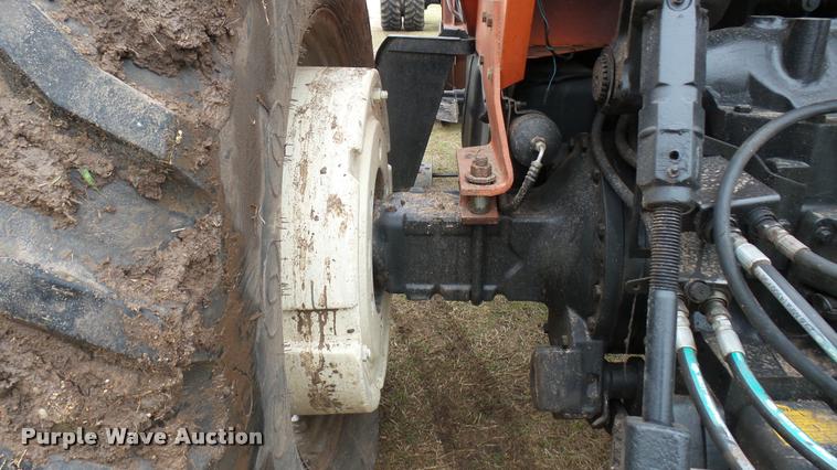 image for item DA7753 1979 Allis Chalmers 7045 tractor