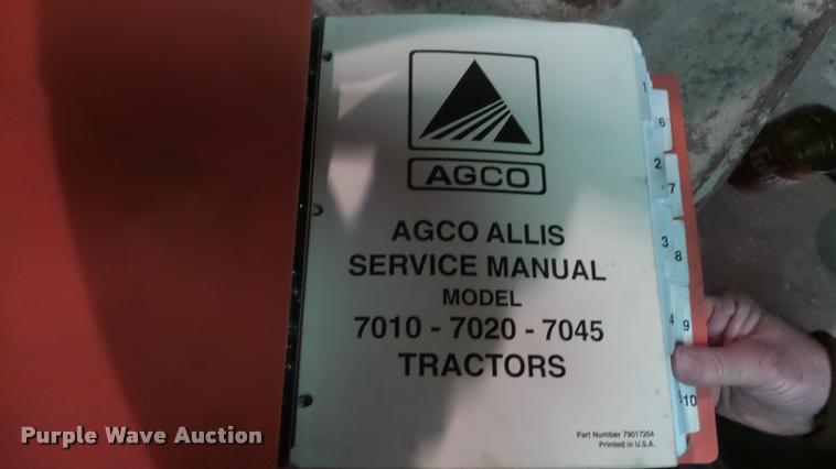 image for item DA7753 1979 Allis Chalmers 7045 tractor