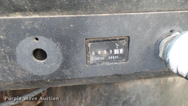 image for item DA7767 1987 Ford L8000 feed mixer truck