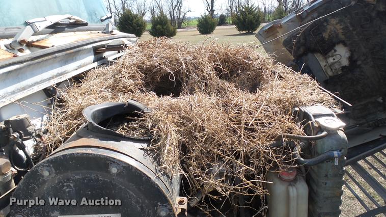 image for item DA7767 1987 Ford L8000 feed mixer truck