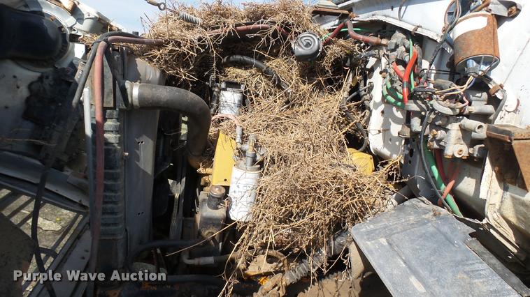 image for item DA7767 1987 Ford L8000 feed mixer truck