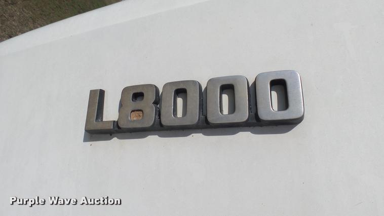 image for item DA7767 1987 Ford L8000 feed mixer truck