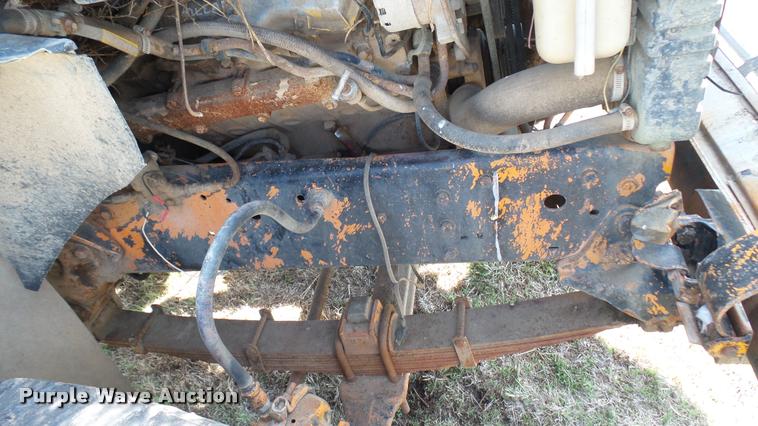 image for item DA7767 1987 Ford L8000 feed mixer truck