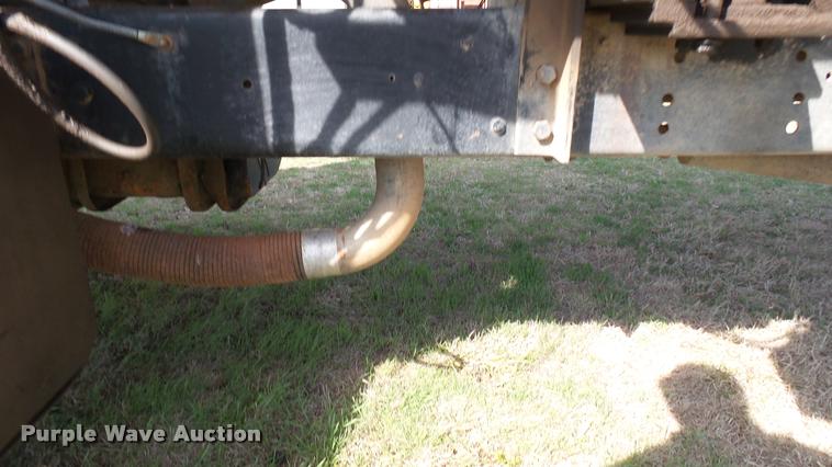 image for item DA7767 1987 Ford L8000 feed mixer truck