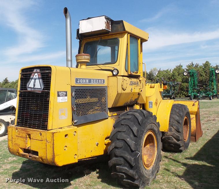 image for item DA7770 1976 John Deere 644B wheel loader