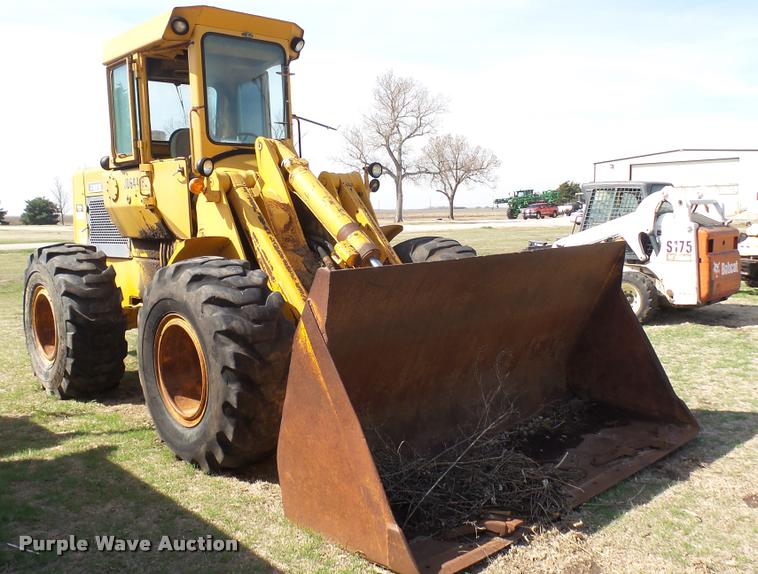 image for item DA7770 1976 John Deere 644B wheel loader