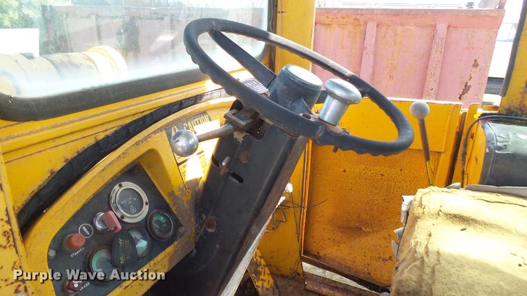 image for item DA7770 1976 John Deere 644B wheel loader