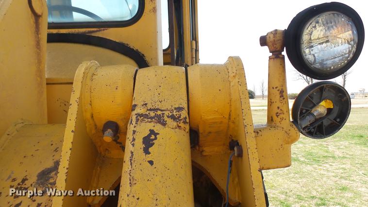 image for item DA7770 1976 John Deere 644B wheel loader