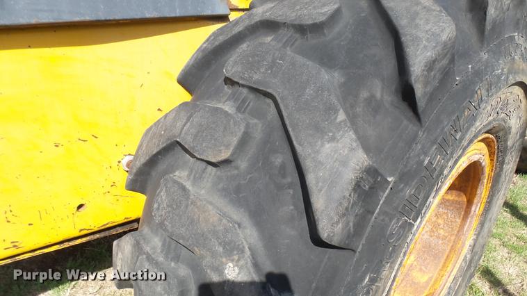 image for item DA7770 1976 John Deere 644B wheel loader