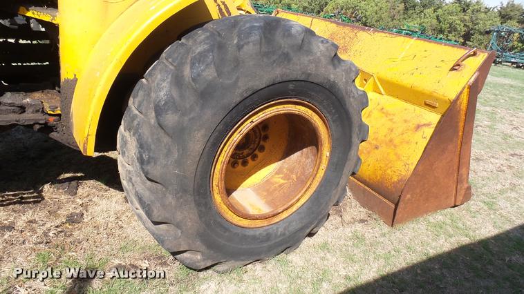 image for item DA7770 1976 John Deere 644B wheel loader