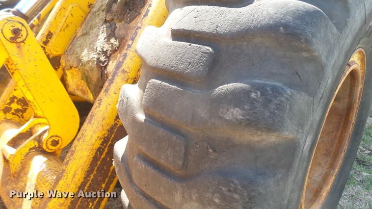 image for item DA7770 1976 John Deere 644B wheel loader