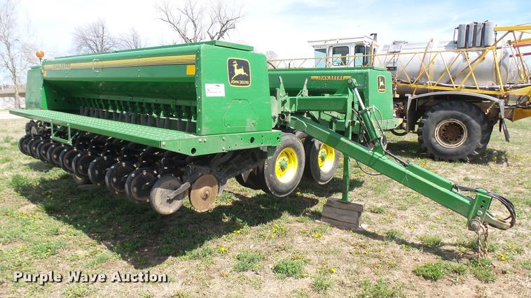 image for item DA7785 John Deere 455 grain drill