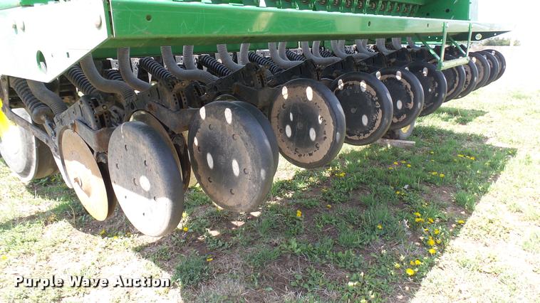 image for item DA7785 John Deere 455 grain drill