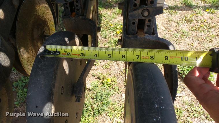 image for item DA7785 John Deere 455 grain drill