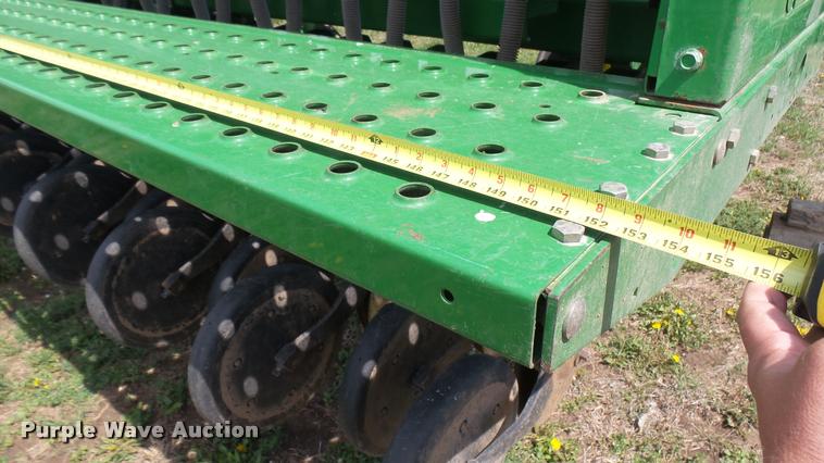 image for item DA7785 John Deere 455 grain drill