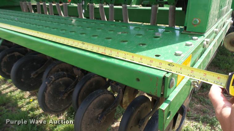 image for item DA7785 John Deere 455 grain drill