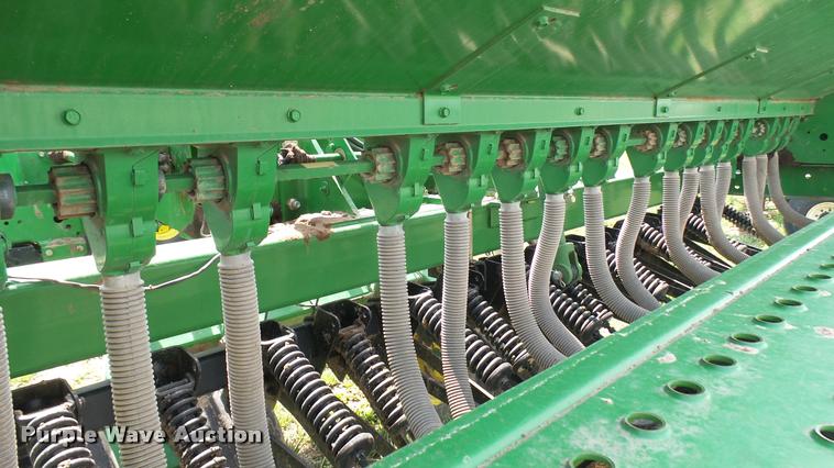 image for item DA7785 John Deere 455 grain drill
