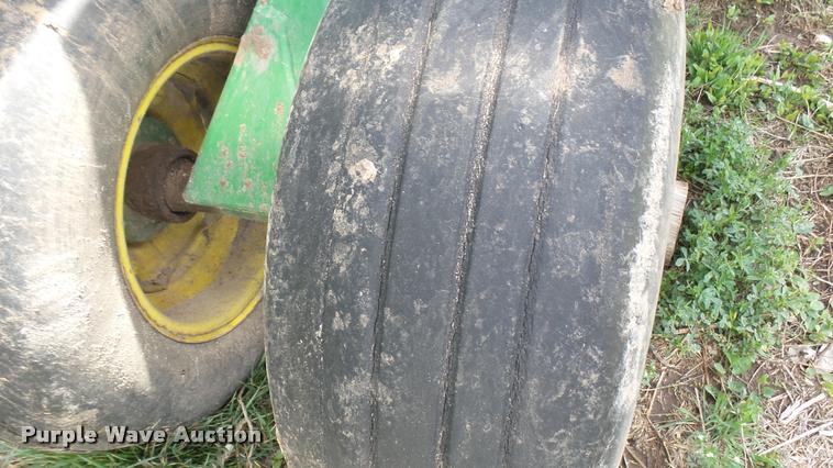 image for item DA7785 John Deere 455 grain drill
