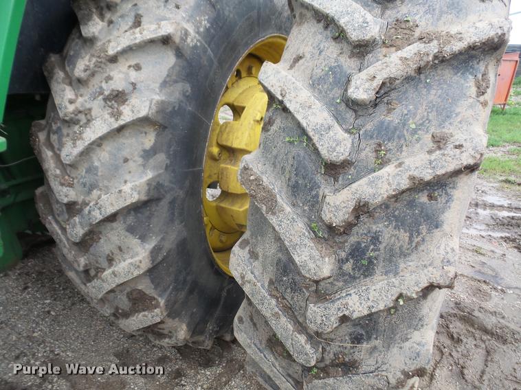 image for item DA8017 1992 John Deere 4960 MFWD tractor