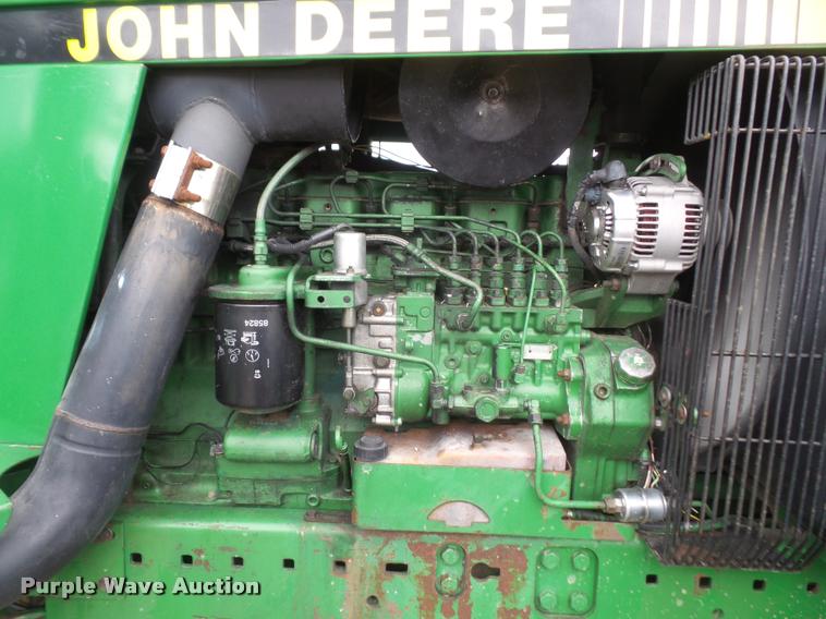 image for item DA8017 1992 John Deere 4960 MFWD tractor