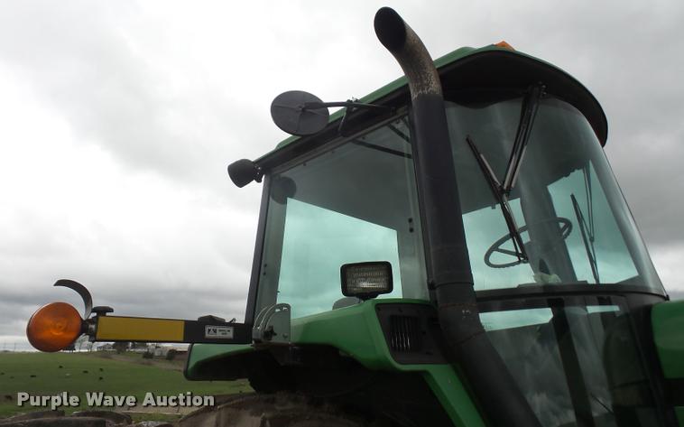 image for item DA8017 1992 John Deere 4960 MFWD tractor