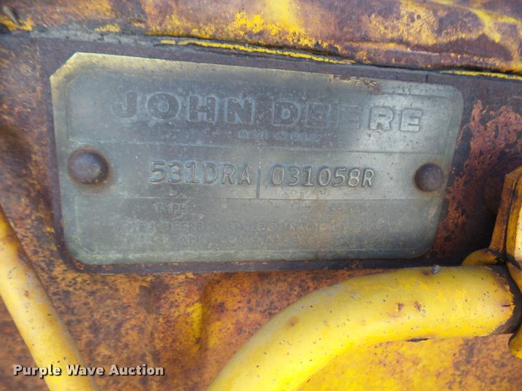 image for item DA8047 1970 John Deere 700A tractor